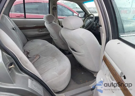 1998 Mercury Grand Marquis из США, поврежденный, VIN 2MEFM74W4WX606111